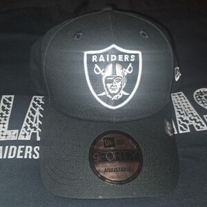 Las Vegas Raiders T-Shirt and Cap Set